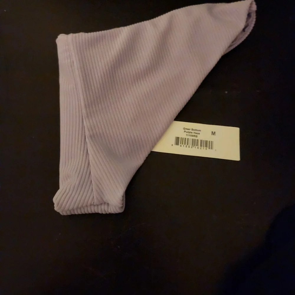 FRANKIE'S GEER BOTTOM PURPLE SZ MED NWTS